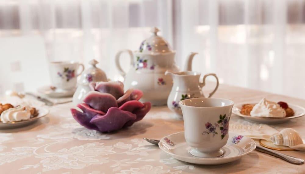 Hotel Capinera リミニ エクステリア 写真