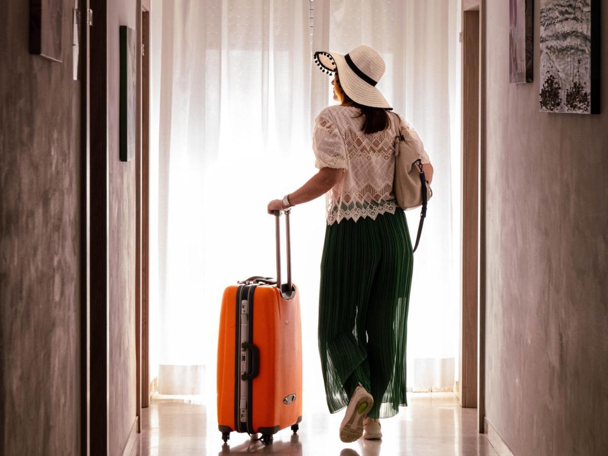 Hotel Capinera リミニ エクステリア 写真